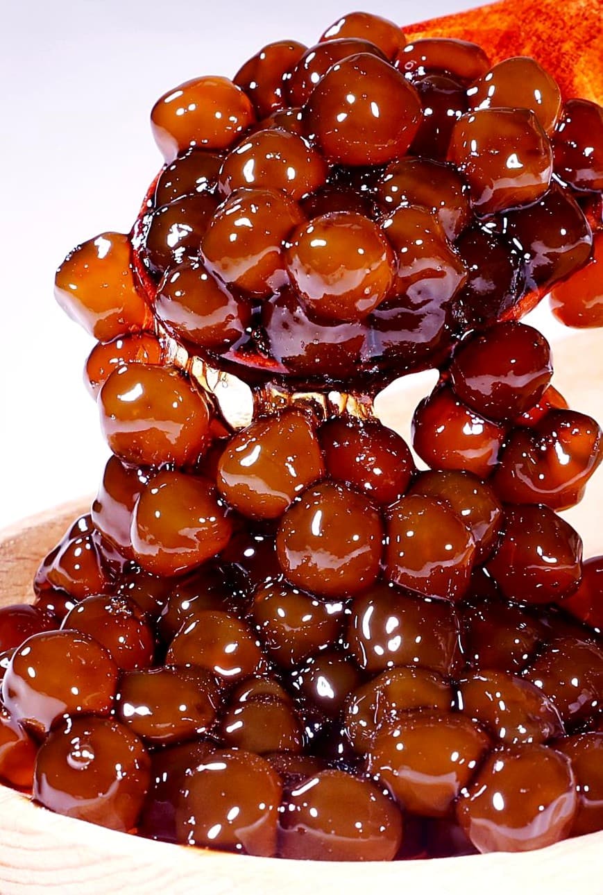 Cooked black tapioca pearls