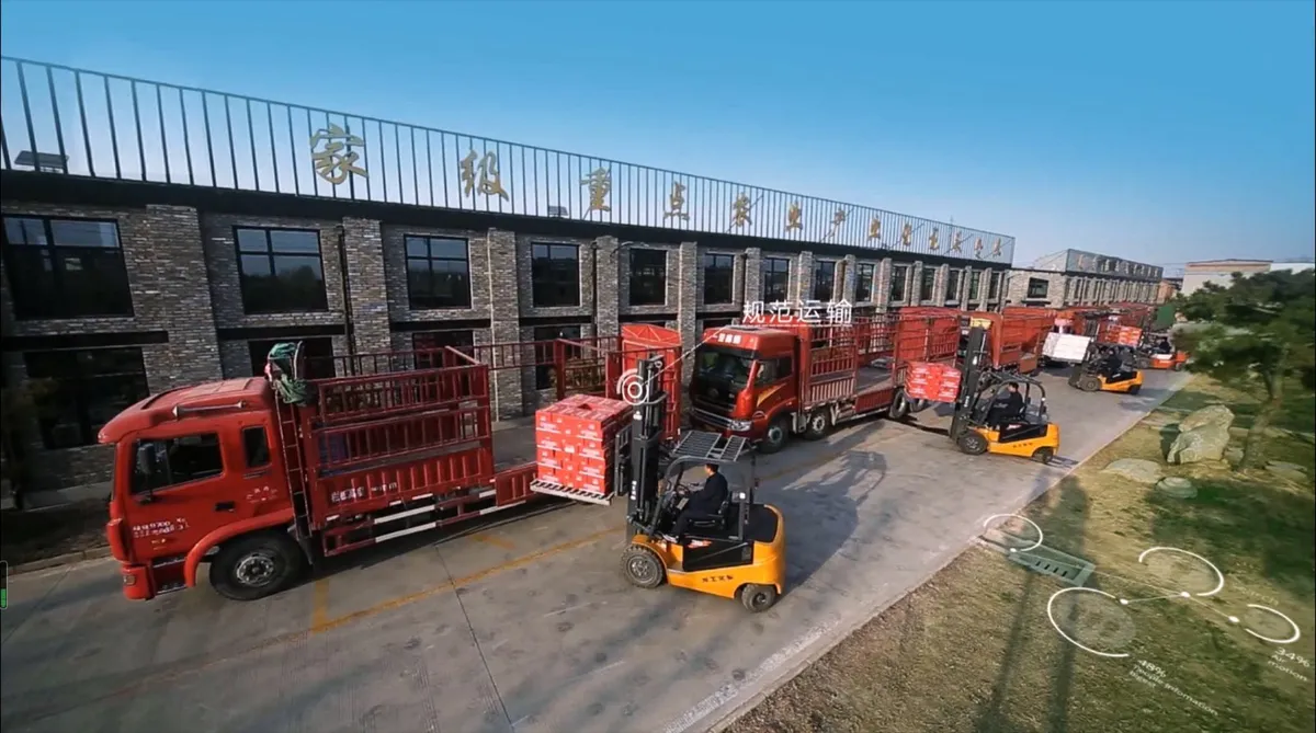 Chargement de la flotte à la base de production Doking